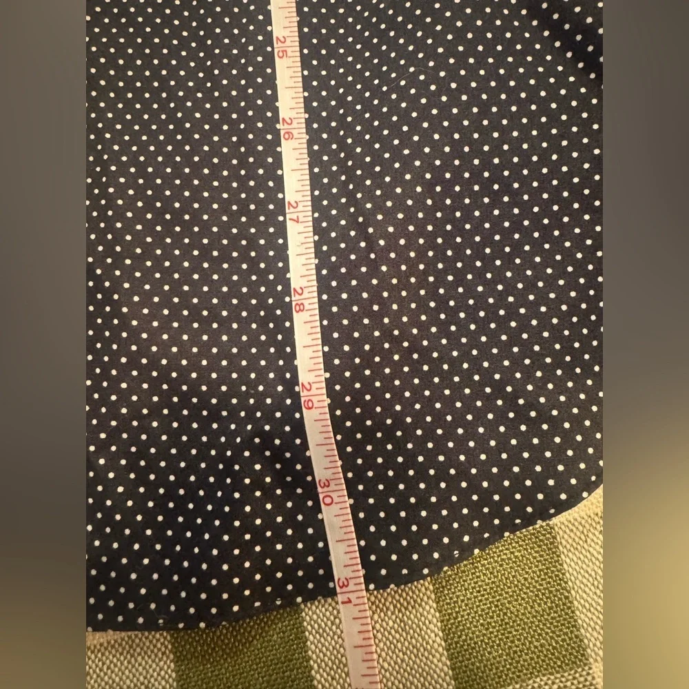 Banana Republic Men’s Polkadot Buttondown